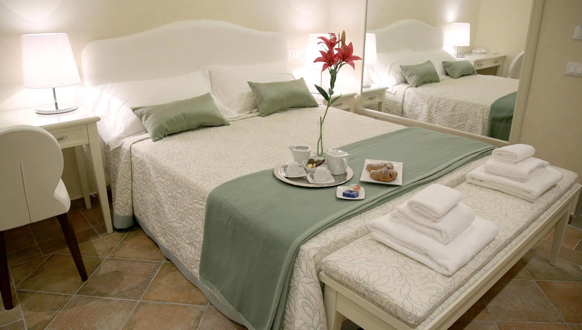 Hotel Renaissance Флоренция Экстерьер фото
